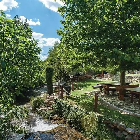 House Ana With A Private Heated Swimming Pool