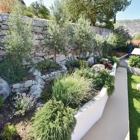 House Ana With A Private Heated Swimming Pool * Žrnovnica